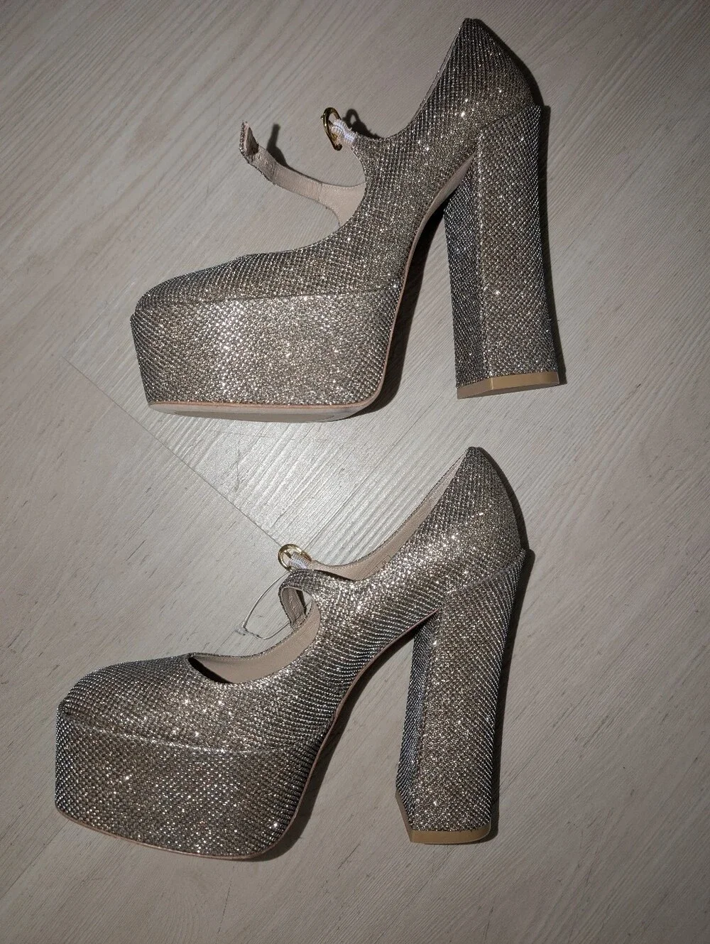 Stuart Weitzman New With Hangtag